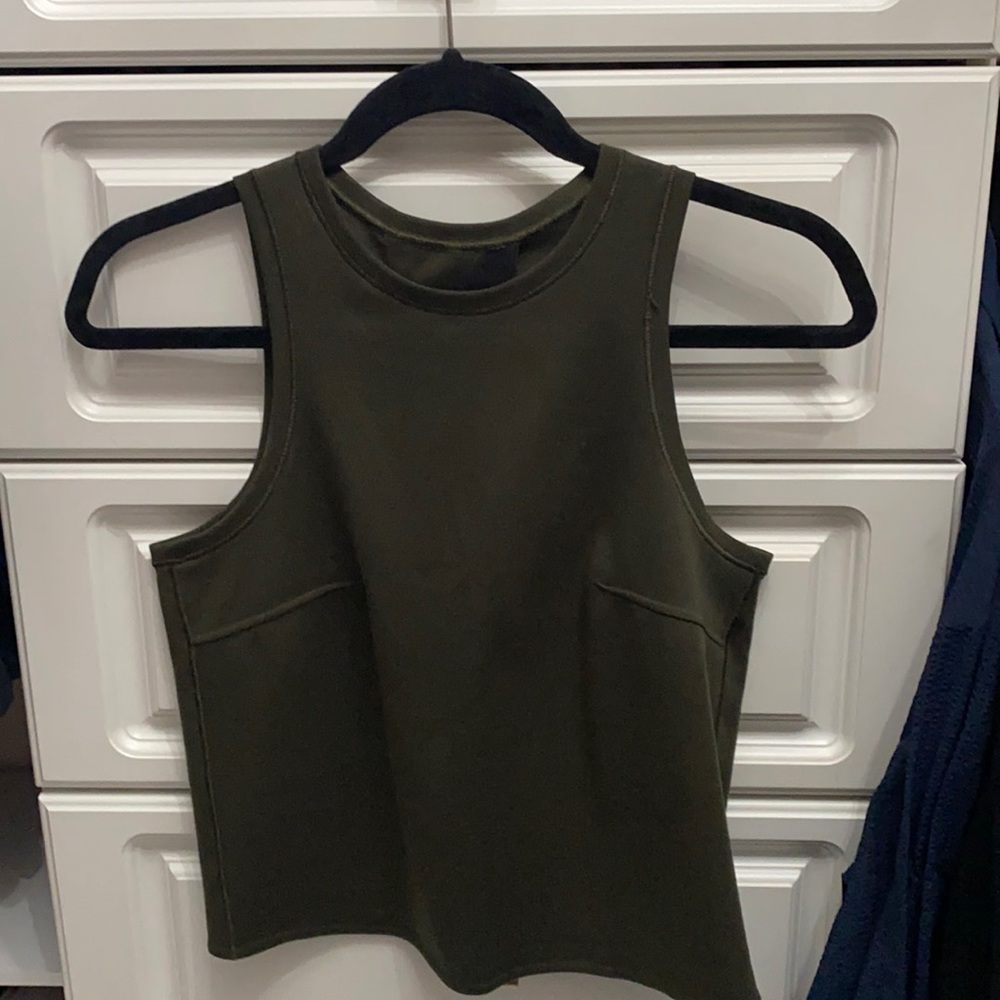 Green lululemon tank top